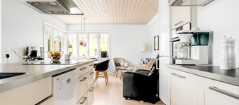 "Dorti" - 500m from the sea by Interhome