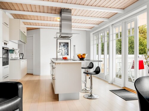 "Dorti" - 500m from the sea by Interhome