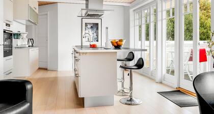 "Dorti" - 500m from the sea by Interhome