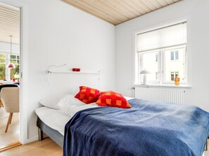 6 makuuhuonetta, internet