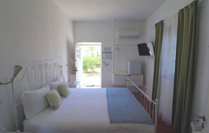 Deluxe Double Room, River View