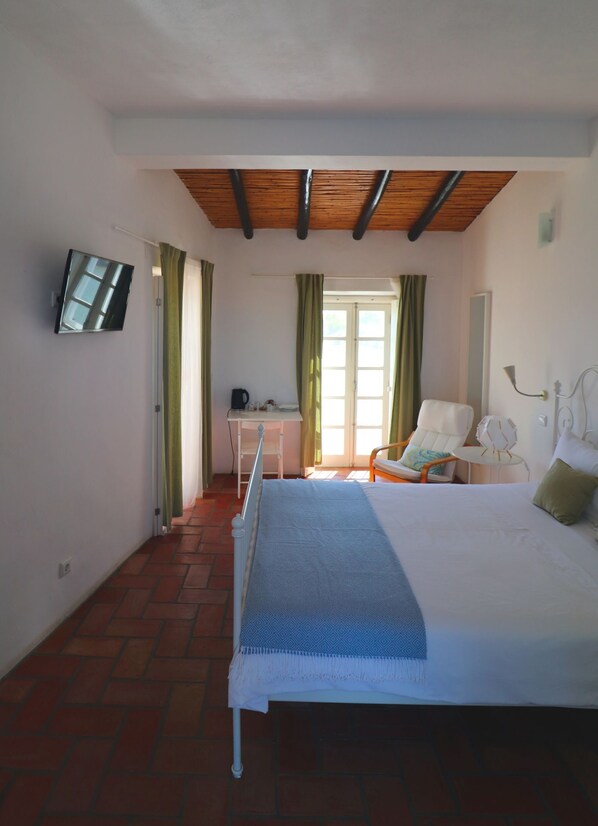 Chambre Double Deluxe, balcon, vue lagon | Wi-Fi gratuit, draps fournis