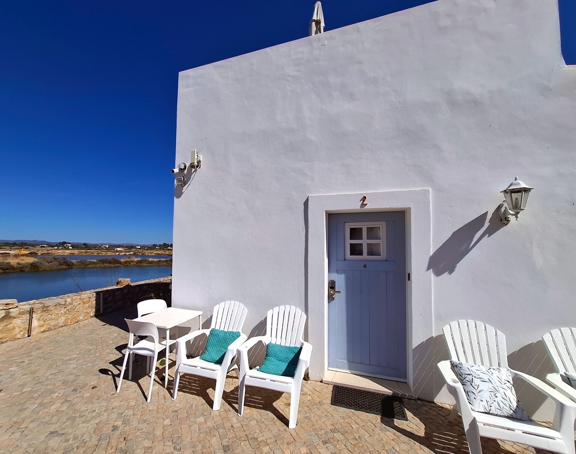 Deluxe Double Room, River View | Free WiFi, bed sheets