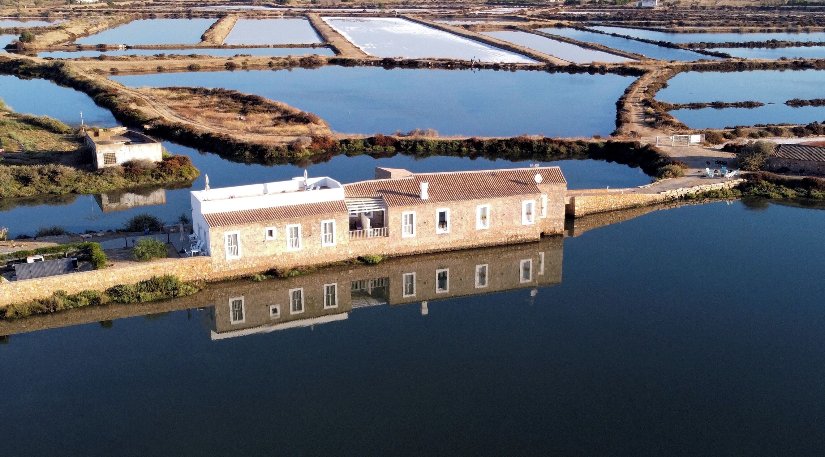 Façana frontal de l'allotjament