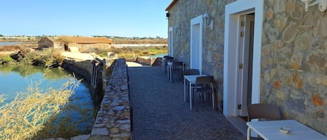 Daily local cuisine breakfast for a fee