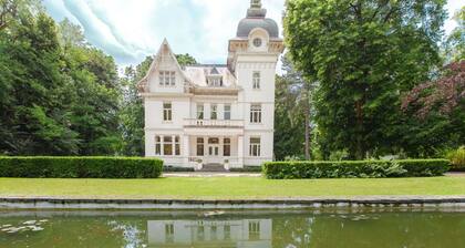 Villa Thor A Majestic 100-year-old Manor