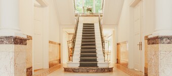 Villa Thor A Majestic 100-year-old Manor