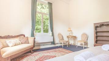 Biệt thự, phù hợp cho người khuyết tật | 6 phòng ngủ, truy cập Internet tốc độ cao