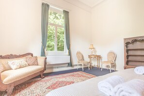 빌라, 장애인 지원 | 6 개의 침실, 인터넷