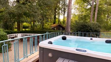 6 bedrooms, Internet