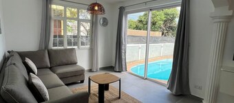 3-bedroom villa Agape beautiful Rivière Noire with WiFi, AC