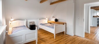 Holiday home Deichkind 25 - lovingly renovated, quiet location, for families