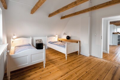 Holiday home Deichkind 25 - lovingly renovated, quiet location, for families