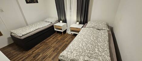 2 bedrooms, WiFi, bed sheets