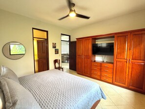 2 Schlafzimmer, Bügeleisen/Bügelbrett, kostenloses WLAN, Bettwäsche
