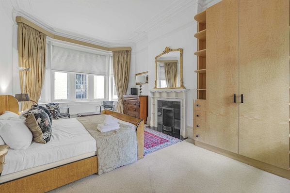 3 Schlafzimmer, Bügeleisen/Bügelbrett, Reisekinderbett, WLAN