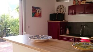 Unclassified image, 5 of 8, button - 3-Bed House Near Océarium, Pets Allowed (Le Croisic)