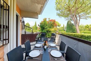 Outdoor dining - Golden House - Sirmione Holiday (Sirmione)