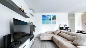 Fernseher, Videospiele, Arbeitsbereiche