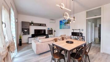 Tv, tv-spel och kontor