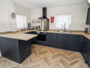 Småhus | Eget kjøkken | Oppvaskmaskin og kjøkkenutstyr