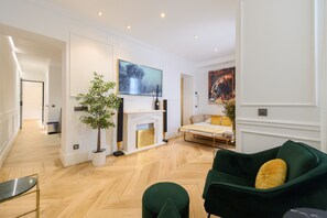 Interior - Exclusive Luxury Flat in the Barrio de Salamanca - Elegance and Comfort in the Heart of Madrid (Madrid)