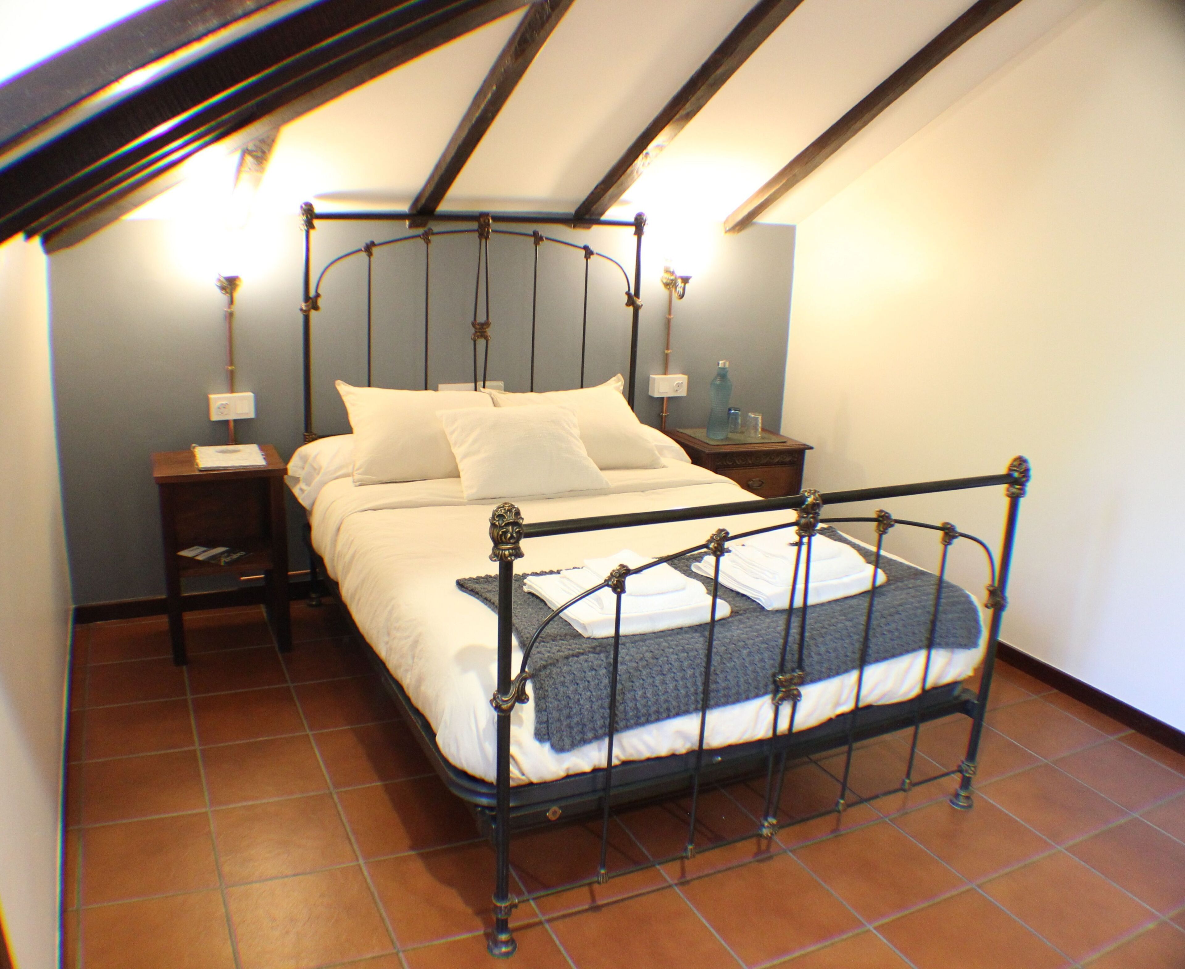 더블룸 | 무료 WiFi, 침대 시트