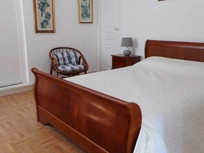 1 bedroom - Le Croisic: 2 Rooms Ground Floor Facing Port, City Center, Pets Allowed (Le Croisic)