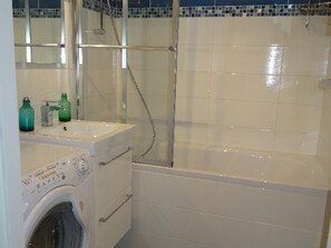 Bathroom - Quiet apartment with terrace, 2-4 people, Le Croisic (Le Croisic)
