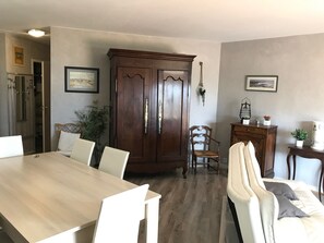 Dining - Quiet apartment with terrace, 2-4 people, Le Croisic (Le Croisic)