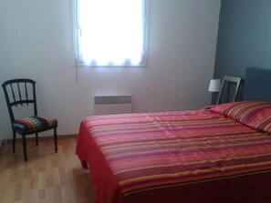 2 bedrooms