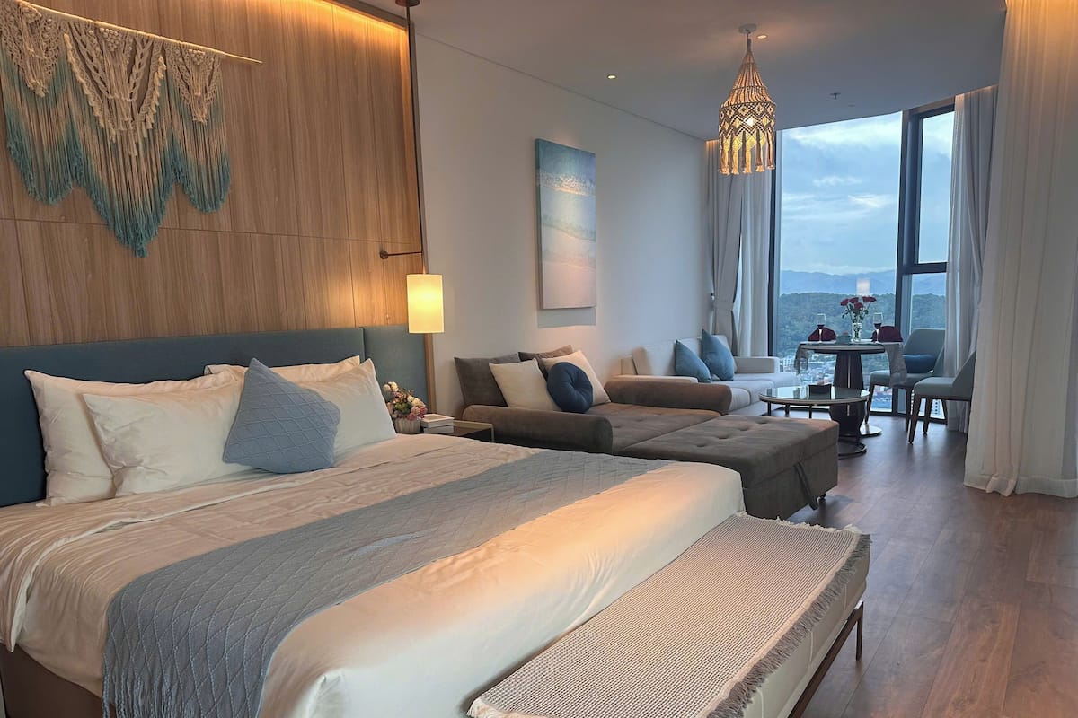 Apartment, City View | In-room safe, blackout curtains, soundproofing, iron/ironing board