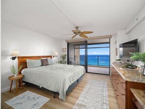 2 bedrooms, iron/ironing board, free WiFi, bed sheets - Mahana 1111 • Direct Ocean Views & Beachfront (Lahaina)