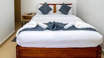 Free WiFi, bed sheets