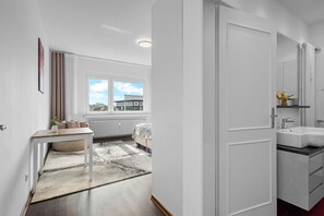 Luxury Loft, Balcony, City View