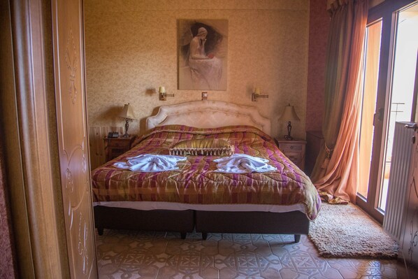 1 slaapkamer, een bureau, reisbedje, gratis wifi