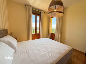 3 camere, ferro/asse da stiro, Wi-Fi gratuito, lenzuola