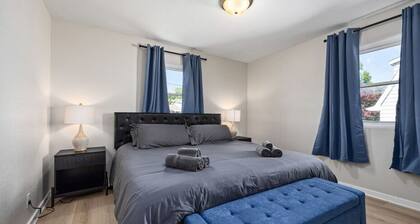 Blue Haven at Hines | Stylish 2BD Stay | Peoria Heights