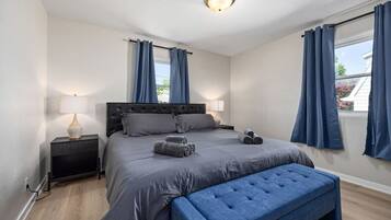 2 Schlafzimmer, Schreibtisch, Bügeleisen/Bügelbrett, kostenloses WLAN