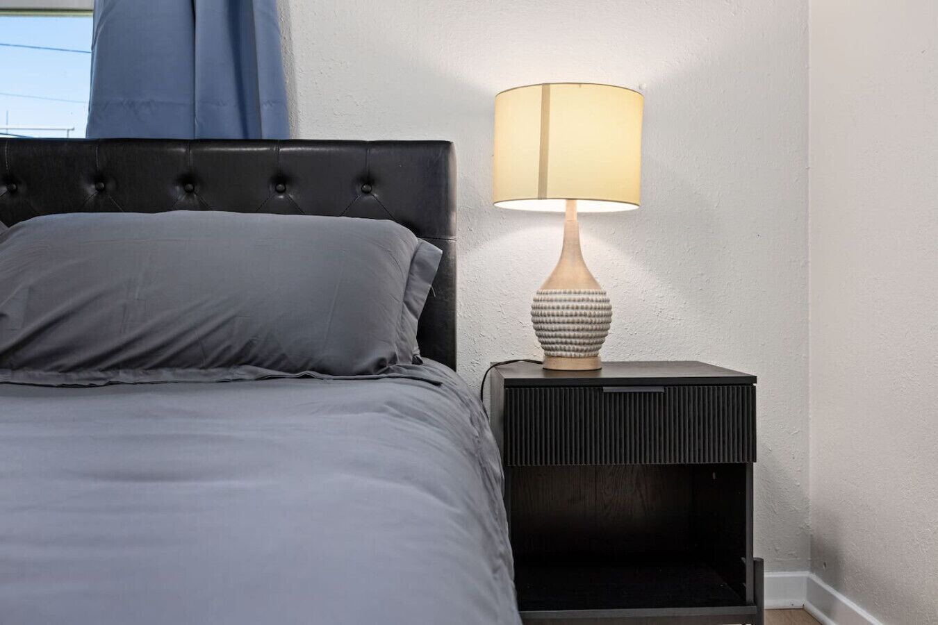 2 chambres, bureau, fer et planche à repasser, Wi-Fi gratuit