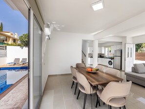 Outdoor dining - 3bedroom villa In Sirena bay (Ayia Triada)