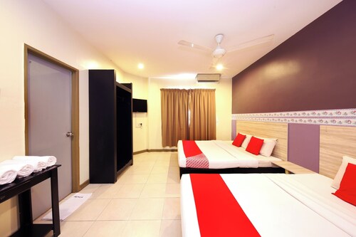 Hotel O Batu Ferringhi Beach formerly ESQ Ferringhi