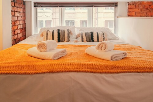 Chic Georgian flat in Fantastic Central location in Manchester