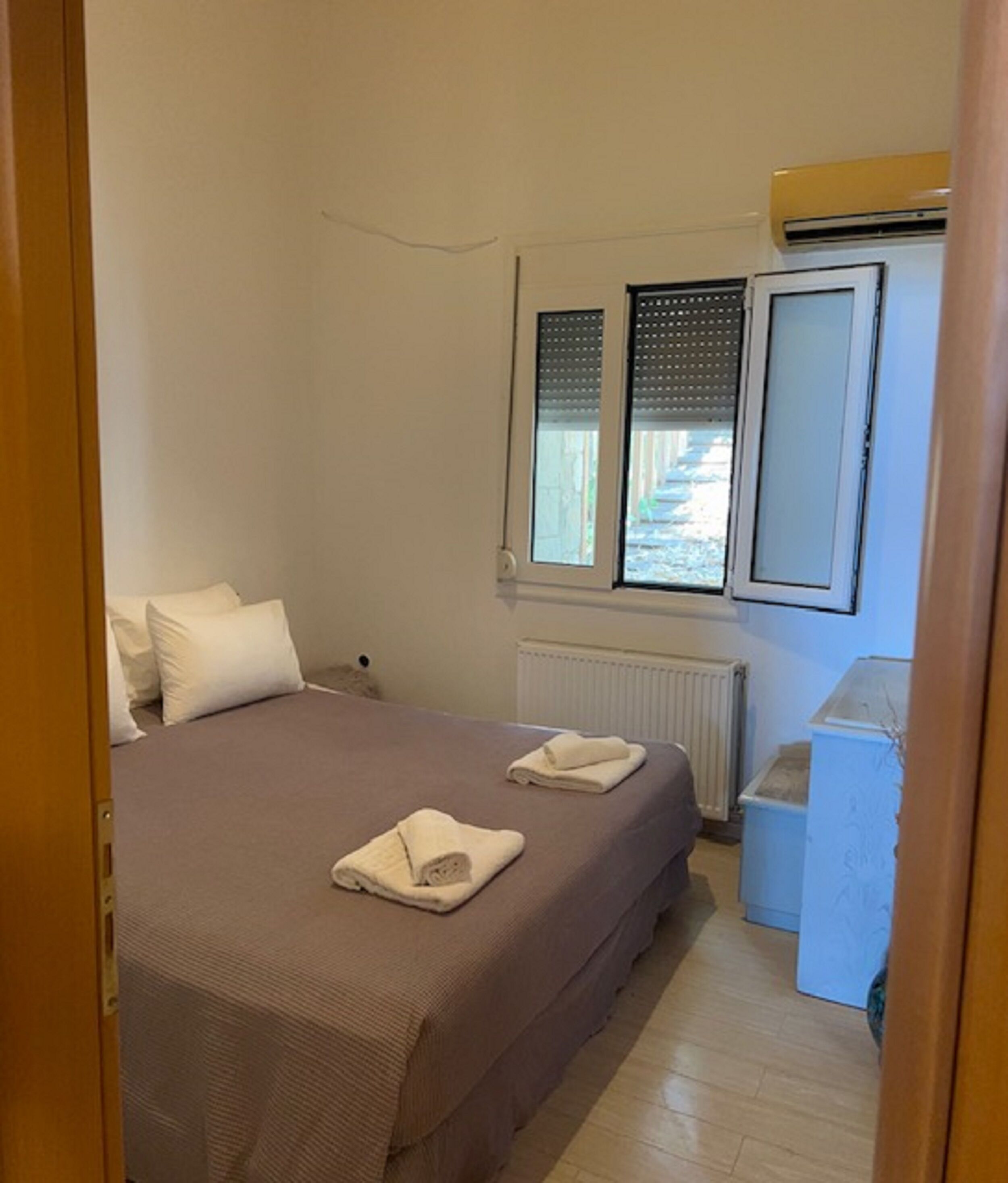 3 habitaciones y caja de seguridad en la habitación 