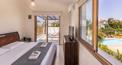 4 bedroom villa in Agia Thekla