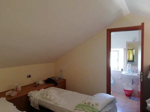2 bedrooms
