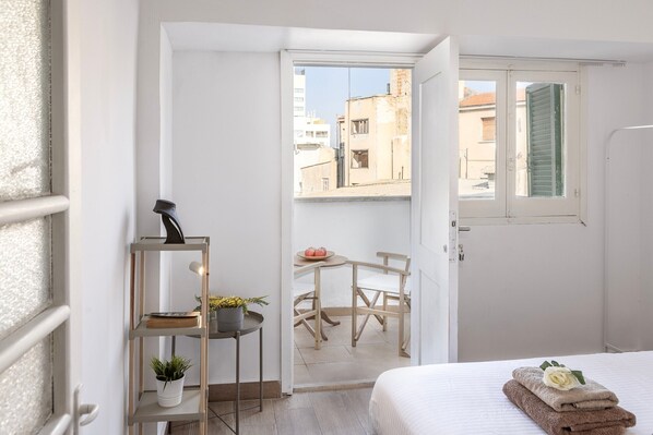 1 chambre, fer et planche à repasser, Wi-Fi, draps fournis