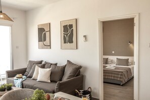 1 bedroom, iron/ironing board, WiFi, bed sheets - 1 bedroom apartment in the heart of Protaras (Protaras)