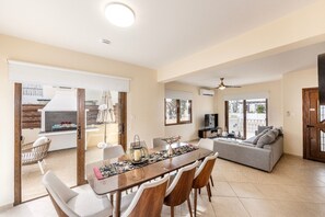 TV - 4 Bedroom Villa Next To Ayia Triada Beach (Paralimni)