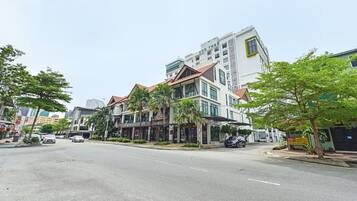 Bahagian luar